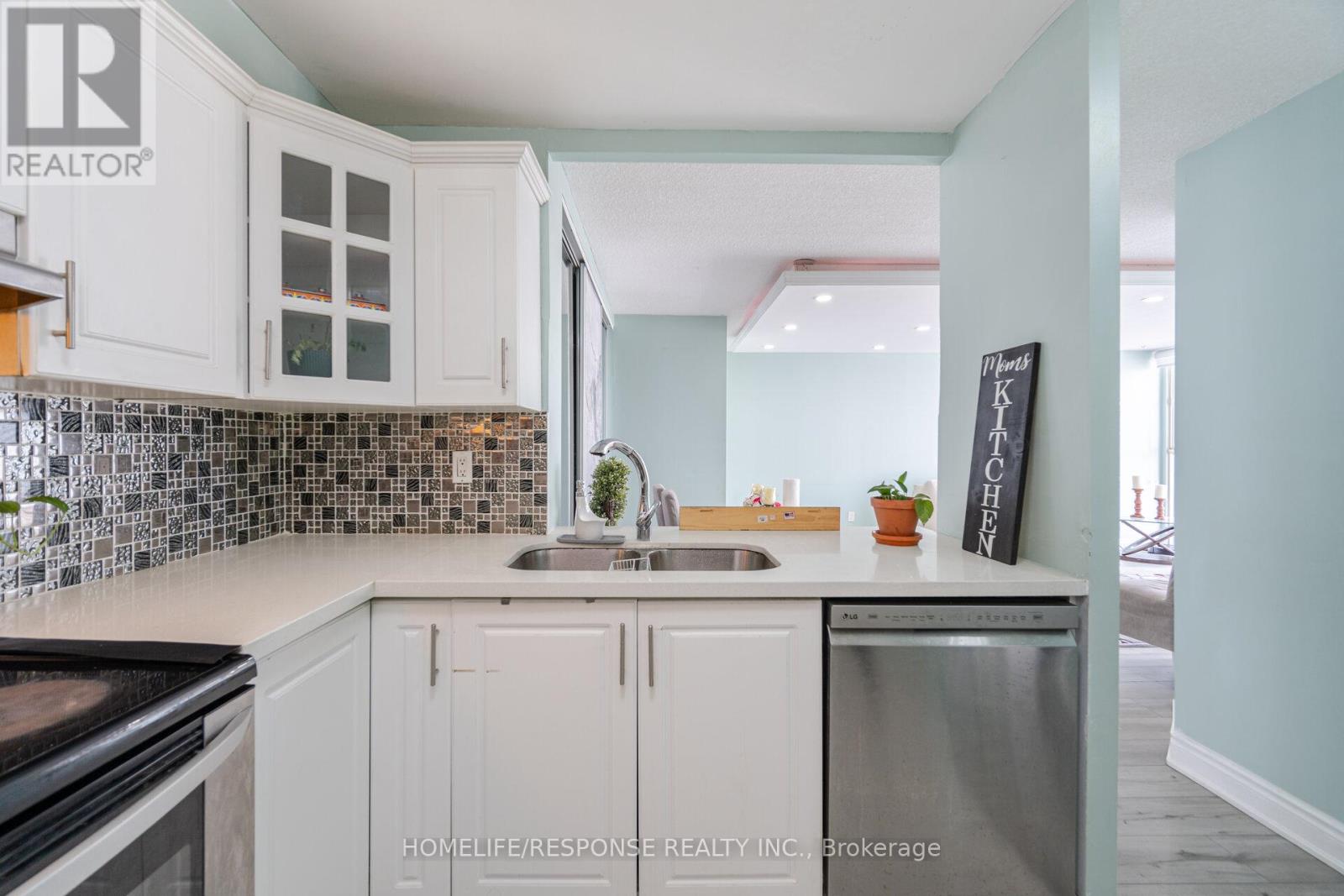 1615 - 4185 Shipp Drive N, Mississauga (City Centre), Ontario  L4Z 2Y8 - Photo 17 - W12856438