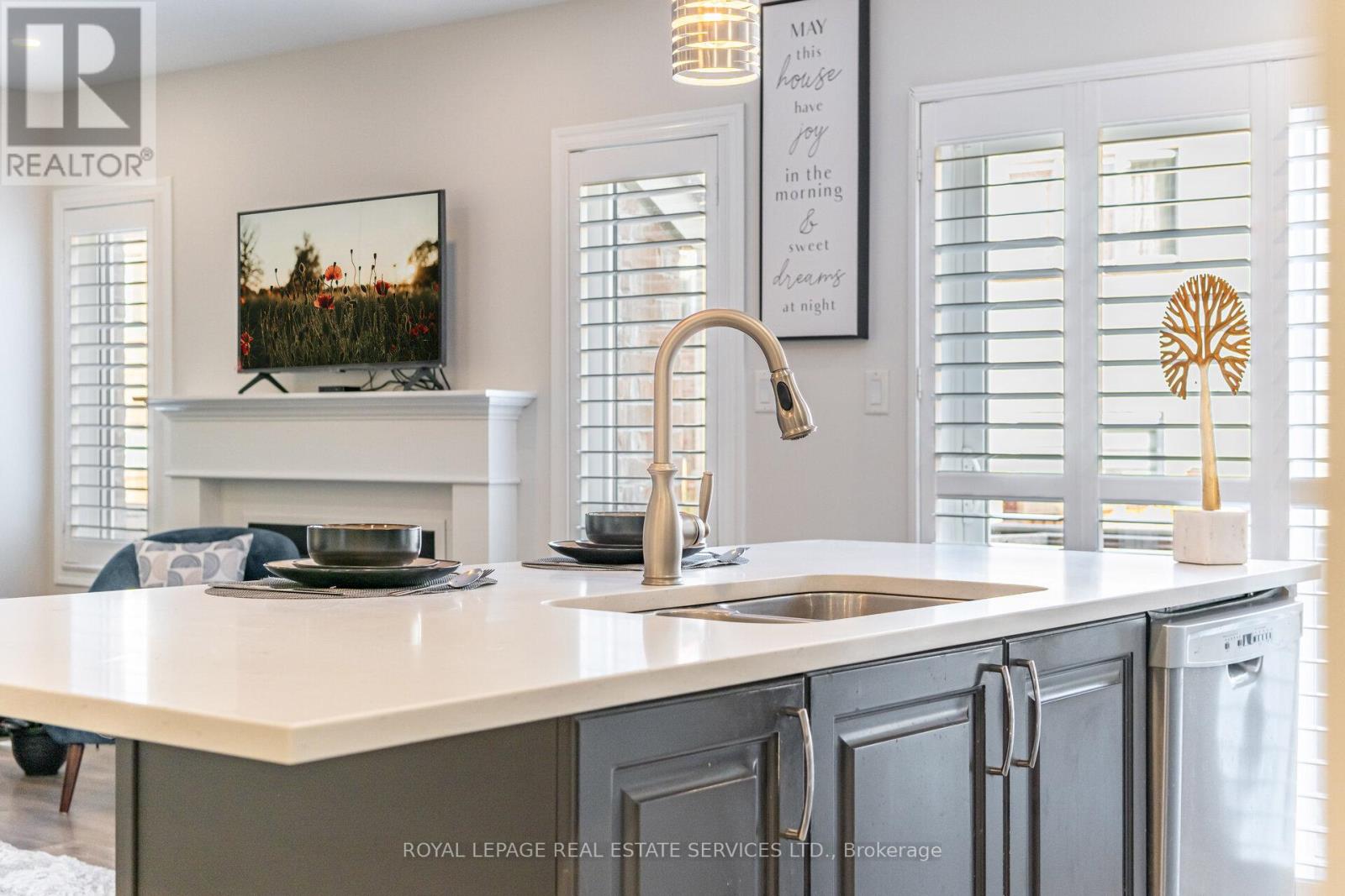 290 Beasley Terrace, Milton, Ontario  L9E 1C5 - Photo 13 - W12856444