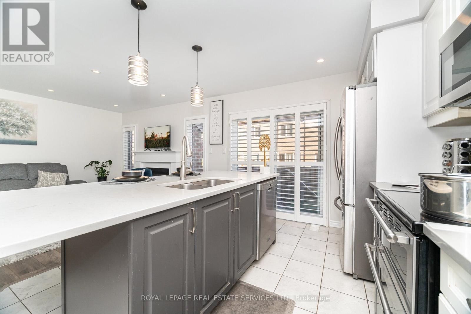 290 Beasley Terrace, Milton, Ontario  L9E 1C5 - Photo 14 - W12856444