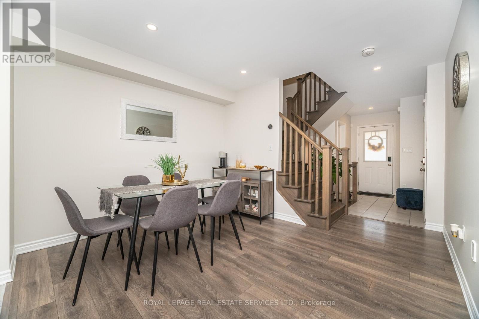 290 Beasley Terrace, Milton, Ontario  L9E 1C5 - Photo 5 - W12856444