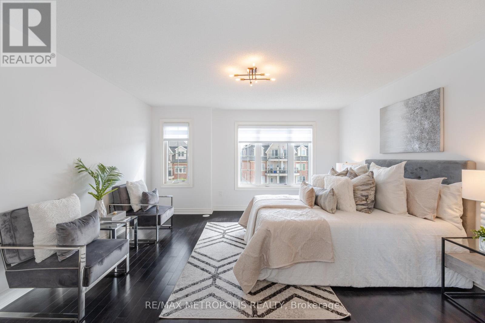 2427 Baronwood Drive, Oakville, Ontario  L6M 0J7 - Photo 18 - W12856458