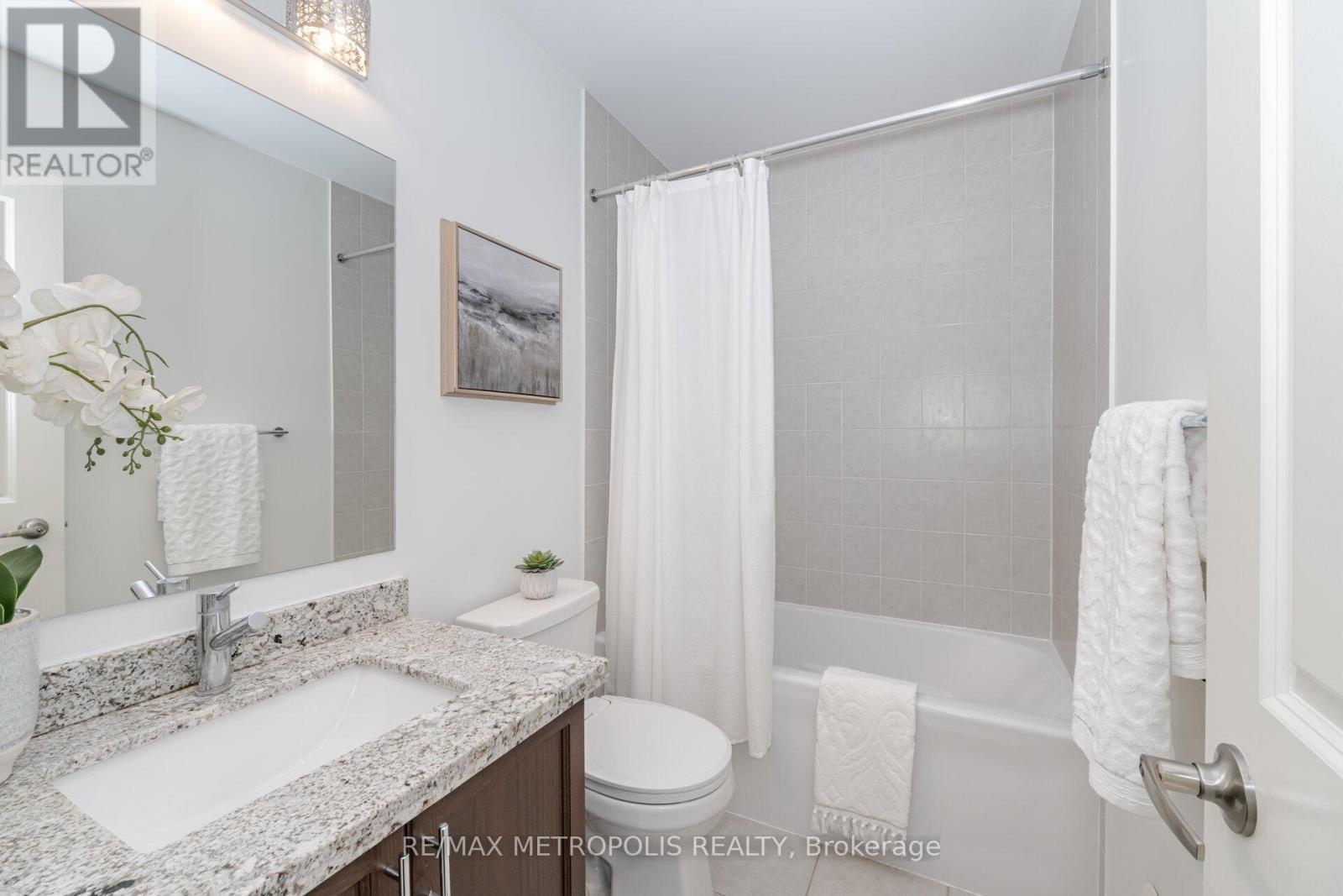 2427 Baronwood Drive, Oakville, Ontario  L6M 0J7 - Photo 28 - W12856458