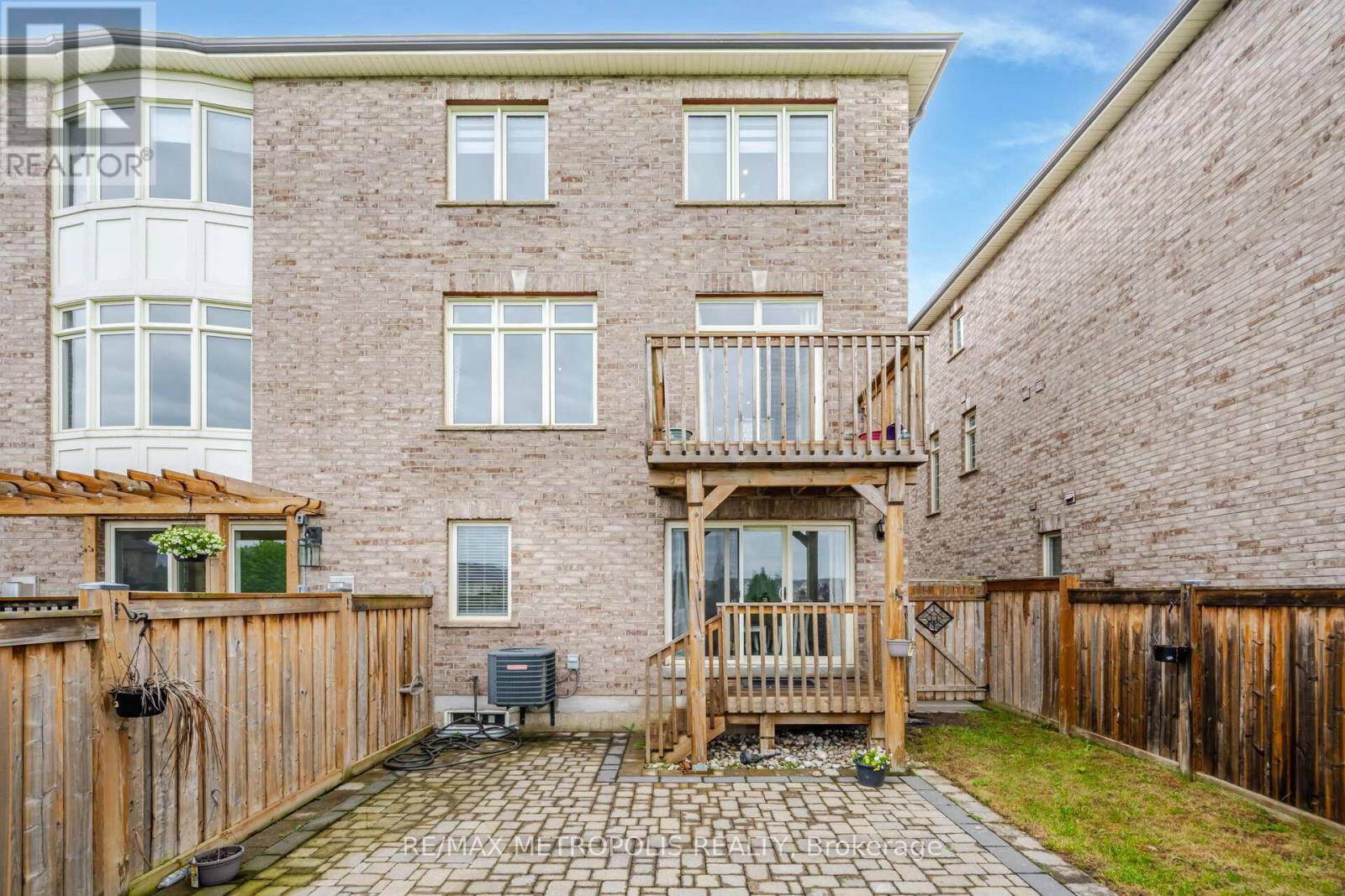 2427 Baronwood Drive, Oakville, Ontario  L6M 0J7 - Photo 38 - W12856458