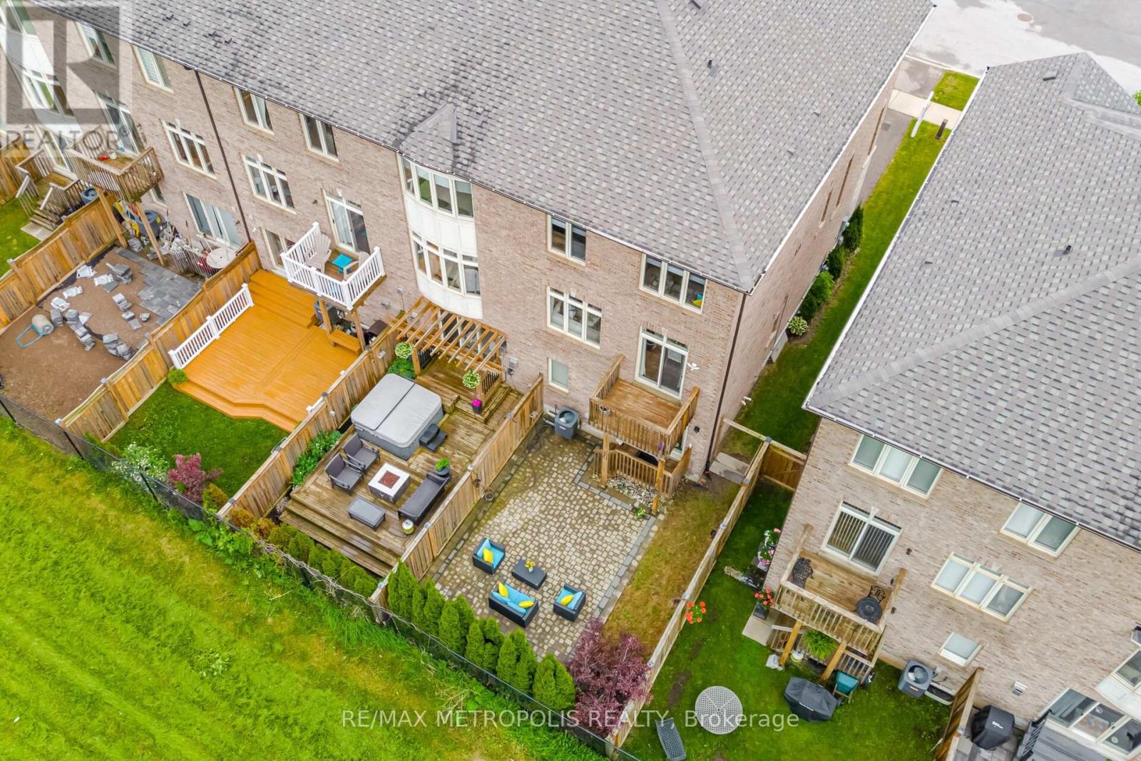 2427 Baronwood Drive, Oakville, Ontario  L6M 0J7 - Photo 40 - W12856458