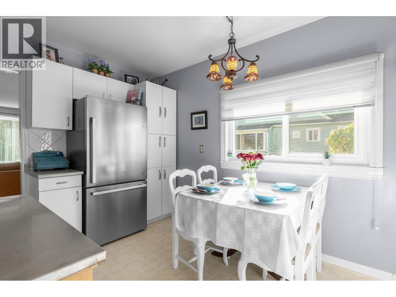 20283 Lorne Avenue, Maple Ridge, British Columbia  V2X 1G2 - Photo 24 - R3095899