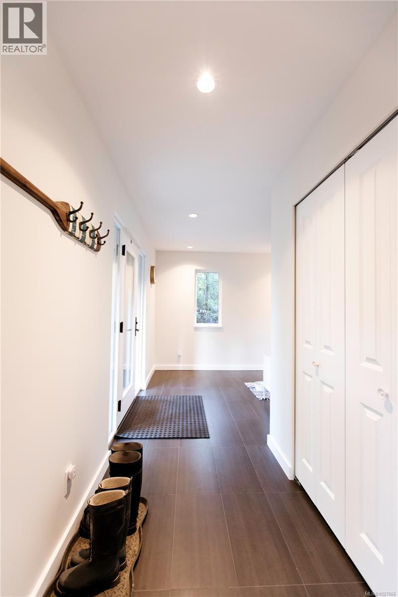 823 Lorne White Pl, Ucluelet, British Columbia  V0R 3A0 - Photo 14 - 1027806