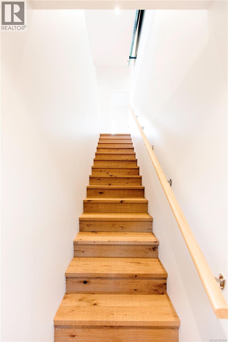 823 Lorne White Pl, Ucluelet, British Columbia  V0R 3A0 - Photo 16 - 1027806