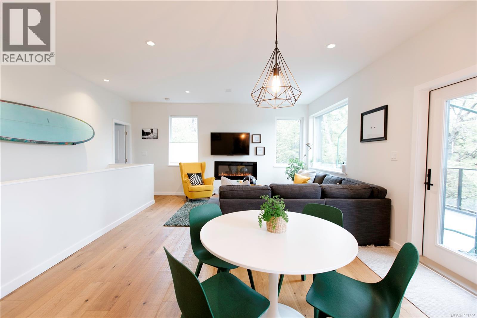 823 Lorne White Pl, Ucluelet, British Columbia  V0R 3A0 - Photo 5 - 1027806