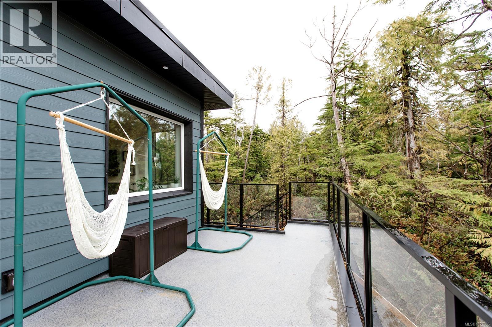 823 Lorne White Pl, Ucluelet, British Columbia  V0R 3A0 - Photo 9 - 1027806