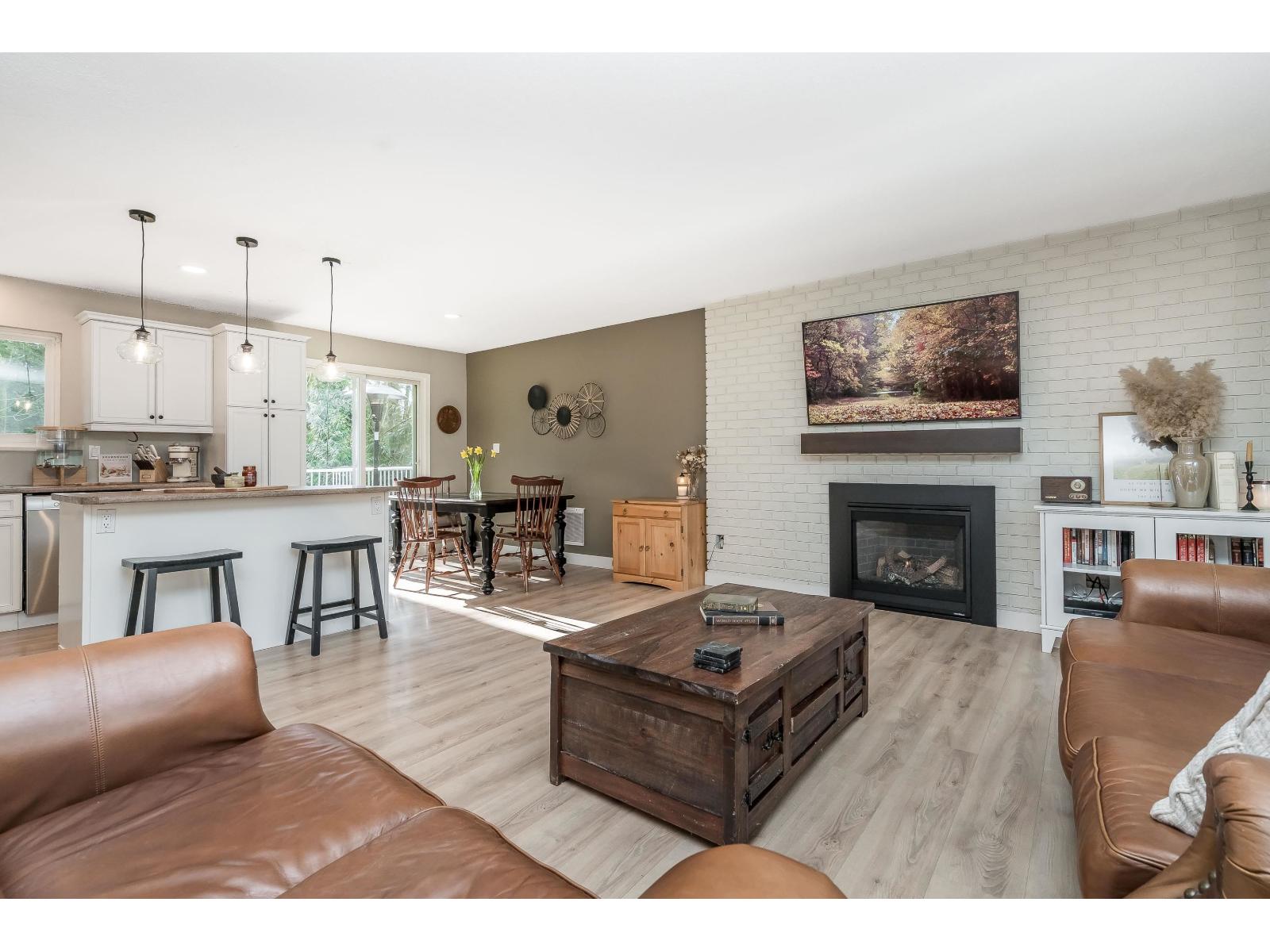 35294 Selkirk Avenue, Abbotsford, British Columbia  V2S 8L2 - Photo 5 - R3096673