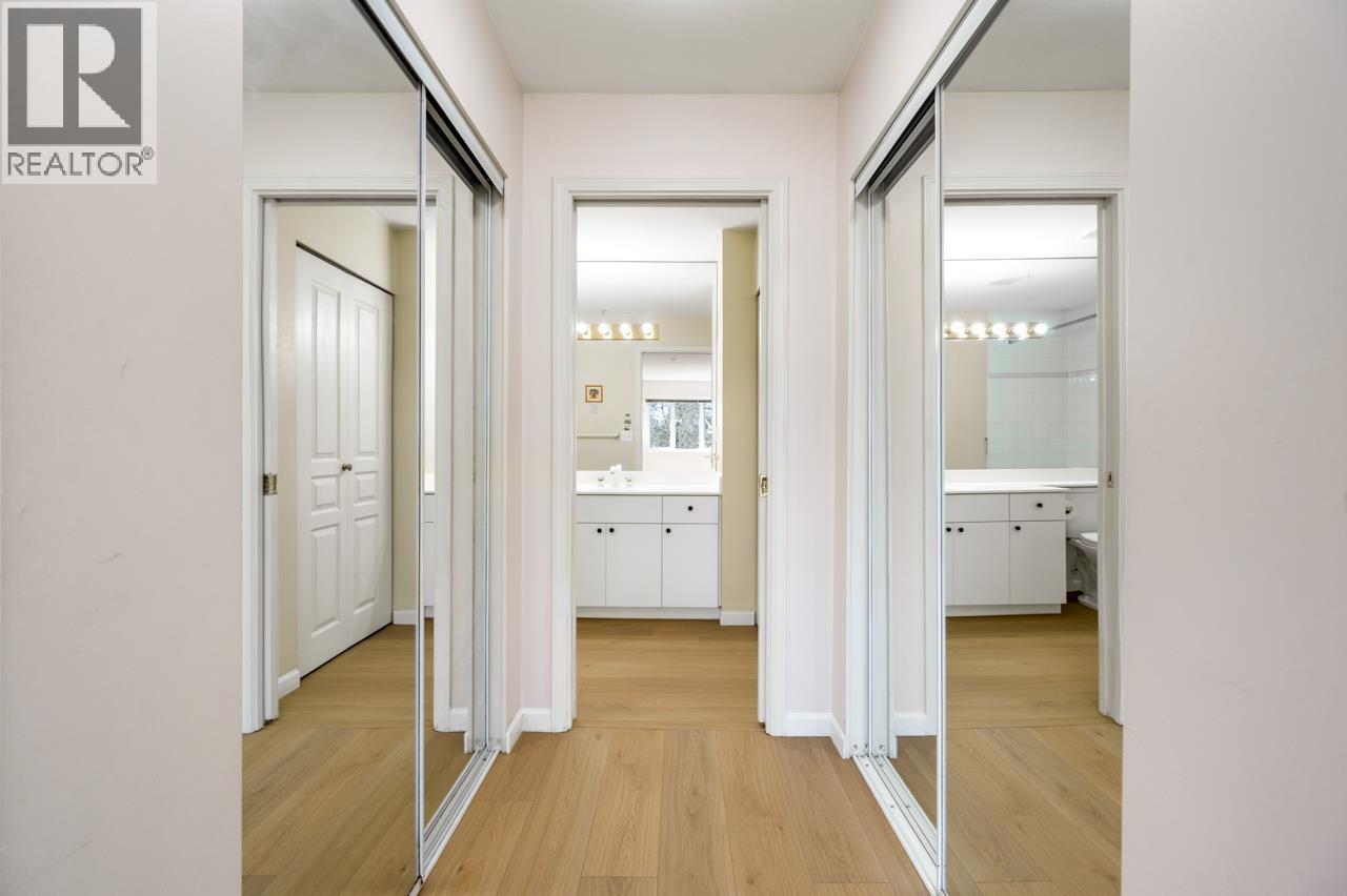 402 7139 18th Avenue, Burnaby, British Columbia  V3N 4Z3 - Photo 12 - R3097036