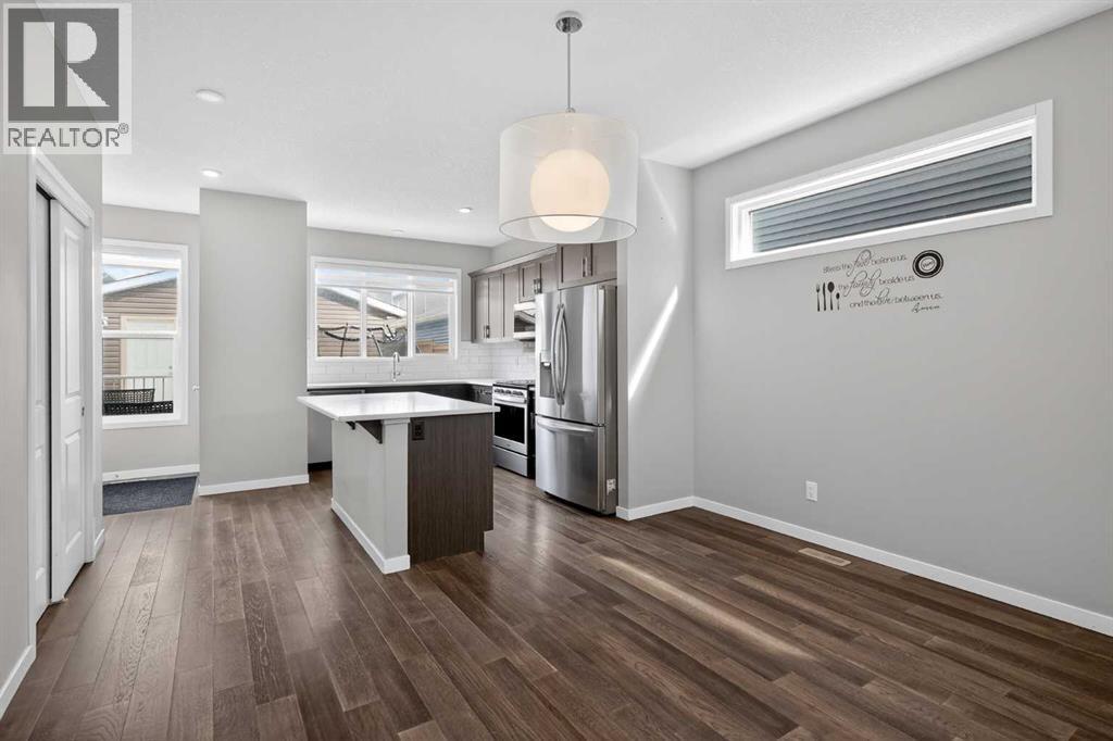 953 West Lakeview Drive, Chestermere, Alberta  T1X 2N3 - Photo 7 - A2289811