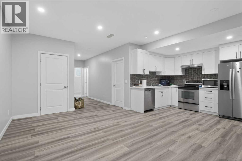 953 West Lakeview Drive, Chestermere, Alberta  T1X 2N3 - Photo 30 - A2289811