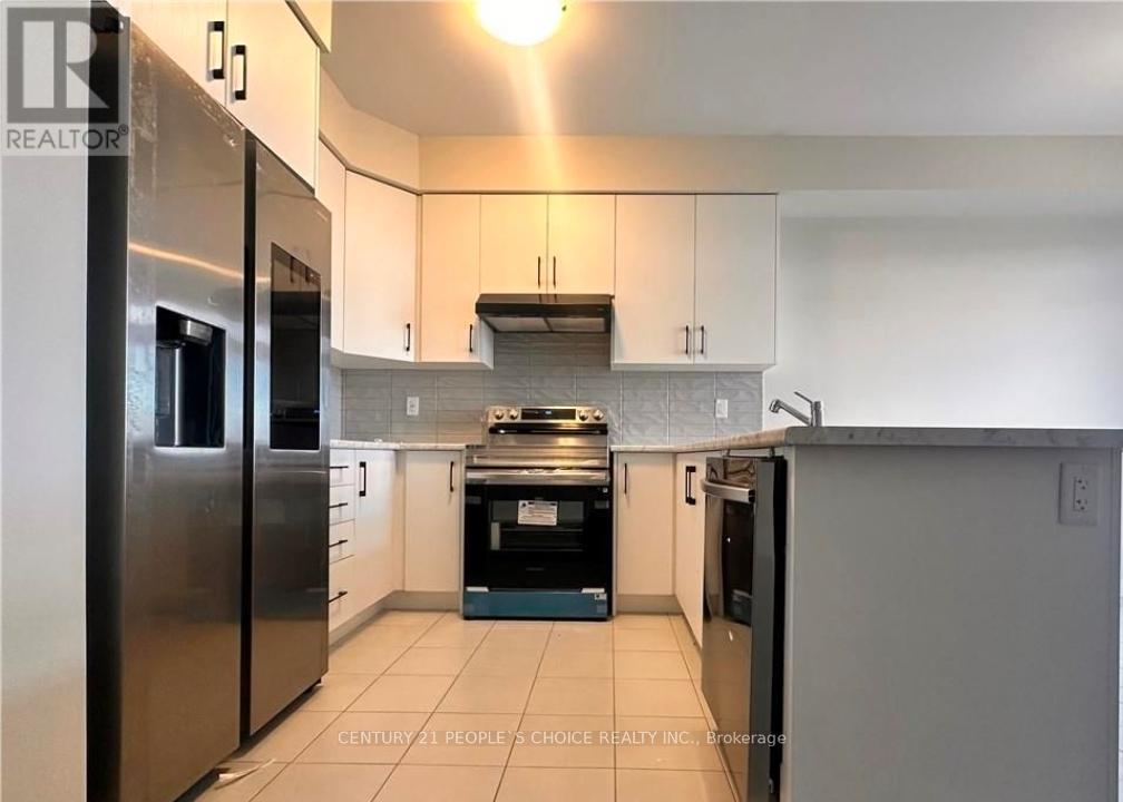 36 Rowlock Street, Welland, Ontario  L3B 0M7 - Photo 5 - X12856454