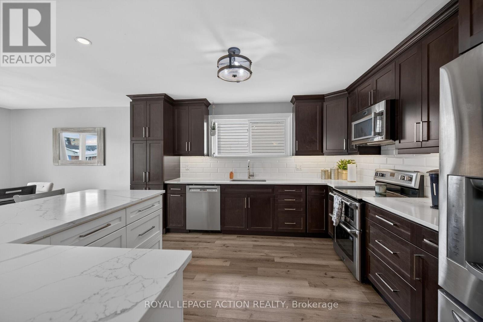 14 Max Webster Road, Brantford, Ontario  N3P 1H7 - Photo 16 - X12856478