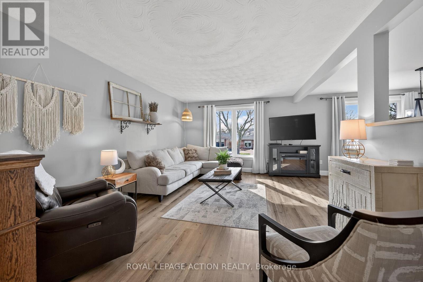 14 Max Webster Road, Brantford, Ontario  N3P 1H7 - Photo 8 - X12856478