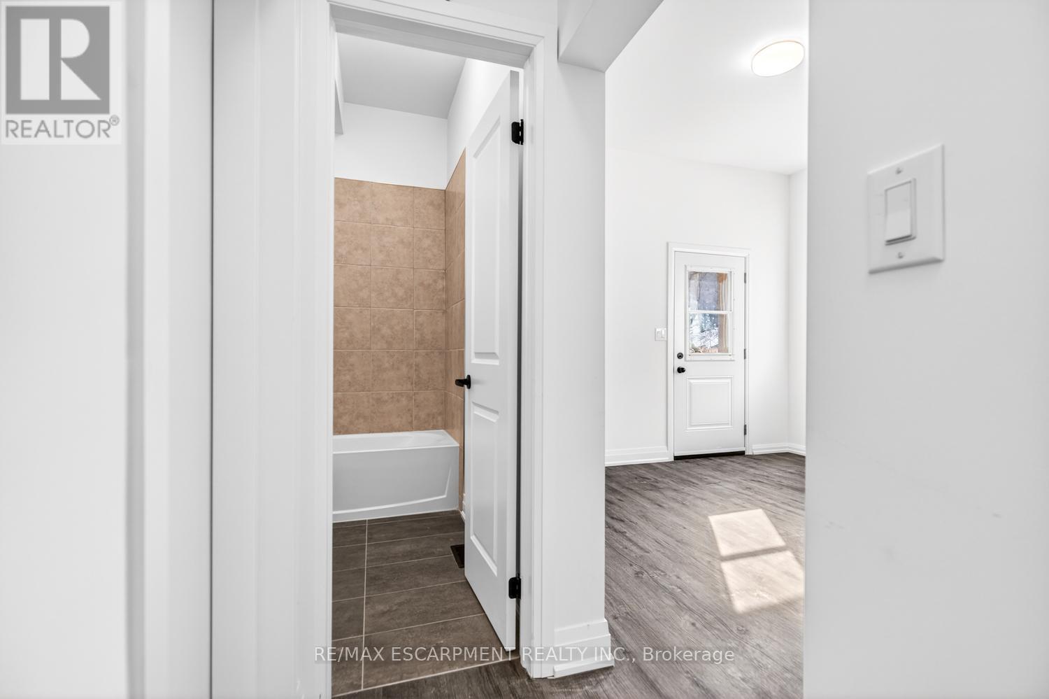 1 - 253 St Clair Boulevard, Hamilton, Ontario  L8M 2P3 - Photo 16 - X12856506