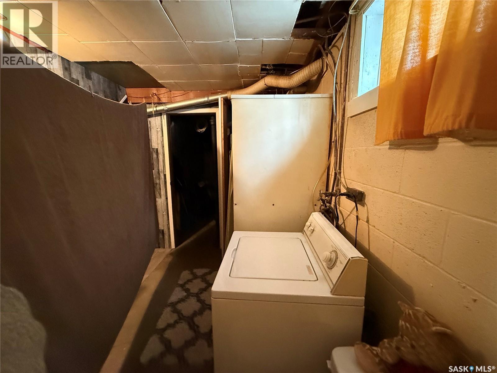 1329 G Avenue N, Saskatoon, Saskatchewan  S7L 2A6 - Photo 10 - SK029819