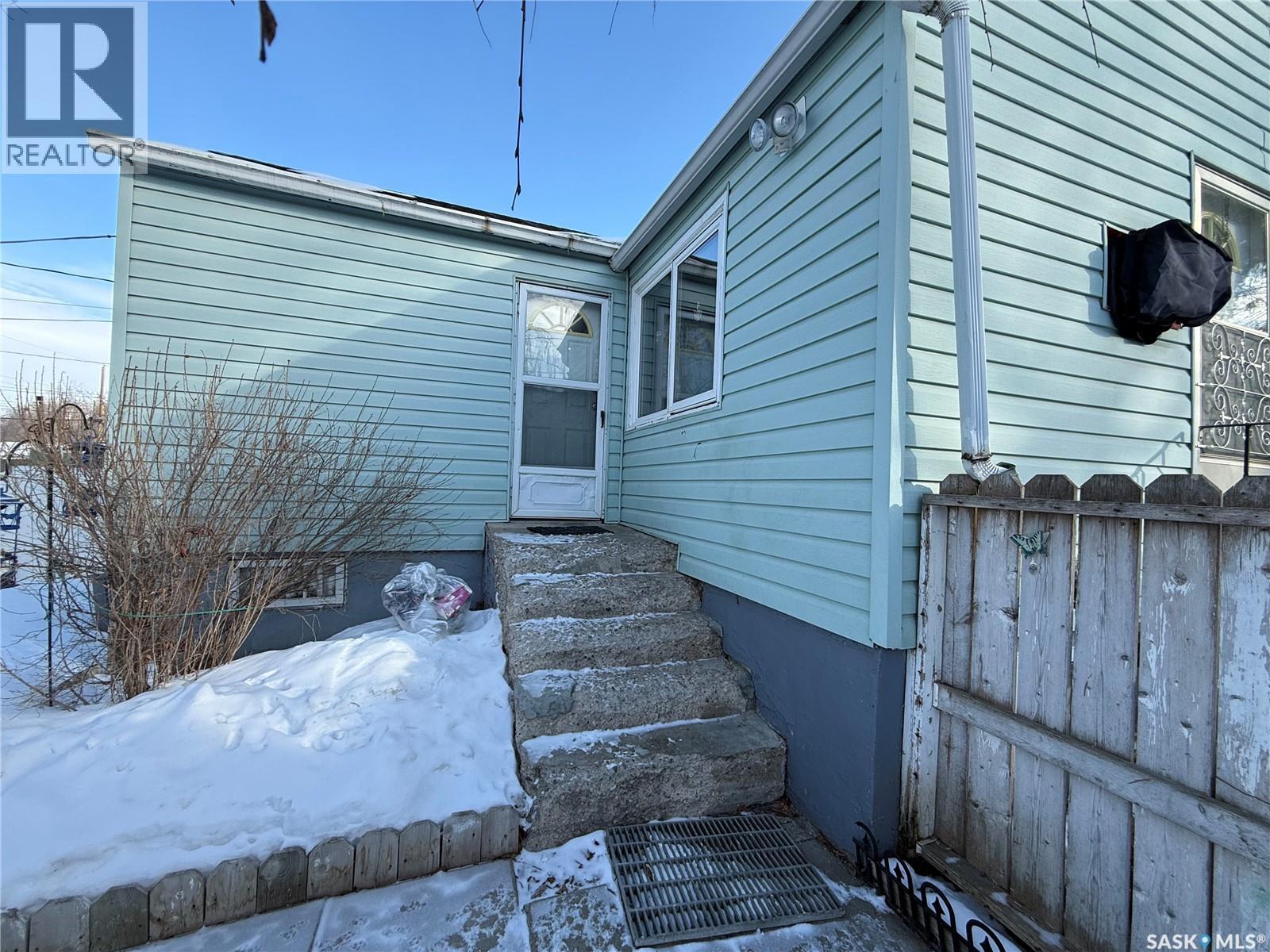 1329 G Avenue N, Saskatoon, Saskatchewan  S7L 2A6 - Photo 15 - SK029819