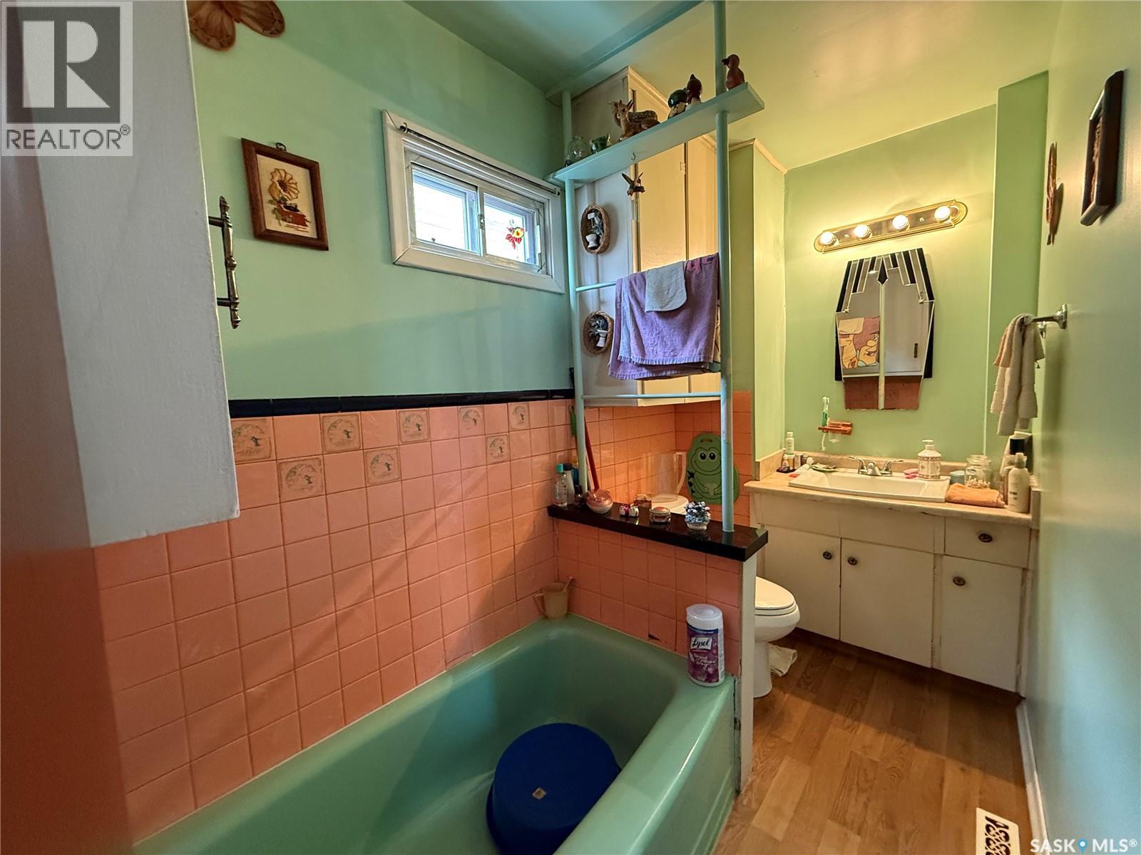 1329 G Avenue N, Saskatoon, Saskatchewan  S7L 2A6 - Photo 9 - SK029819