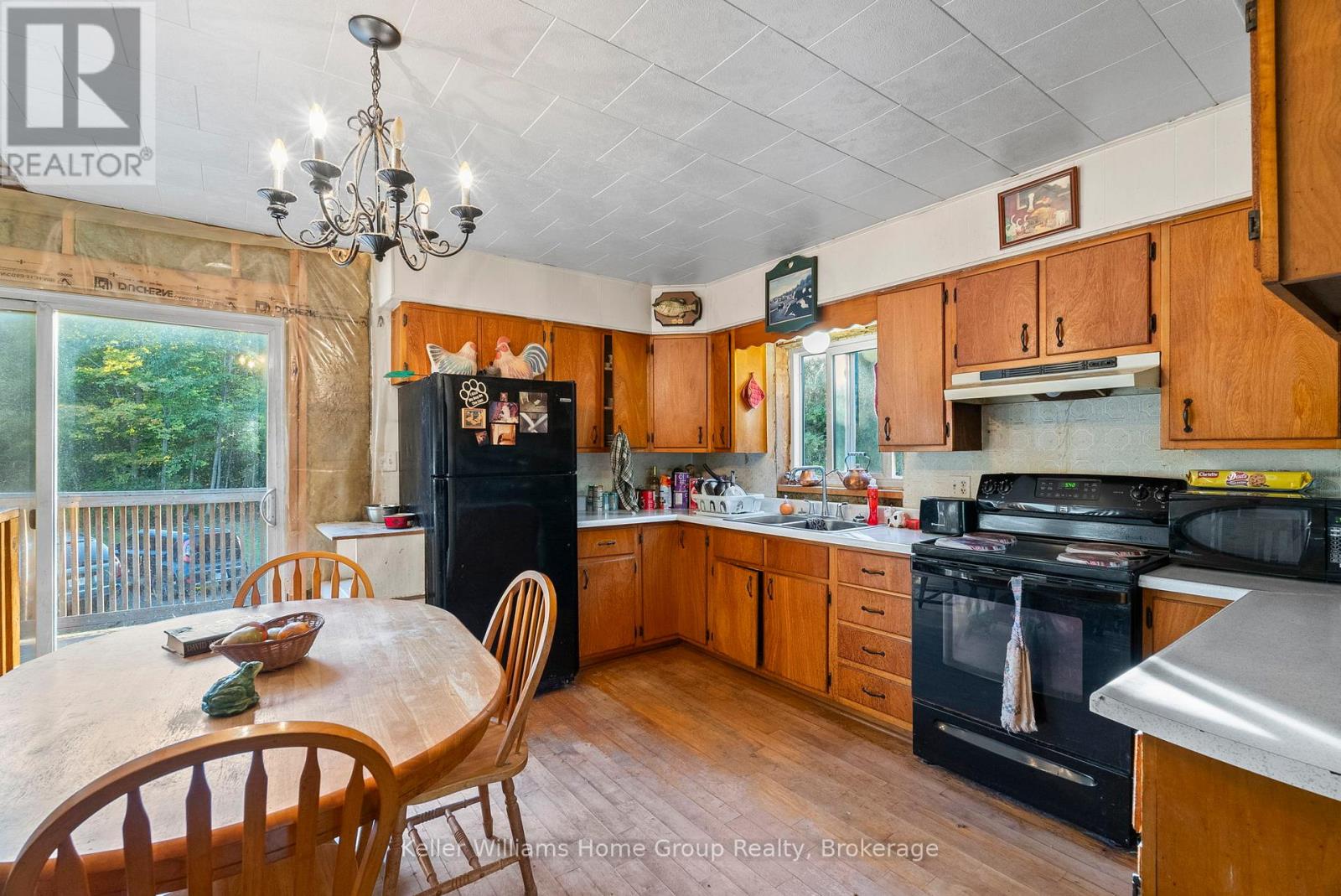 125 North Diagonal Road, South Bruce Peninsula, Ontario  N0H 2T0 - Photo 20 - X12855850