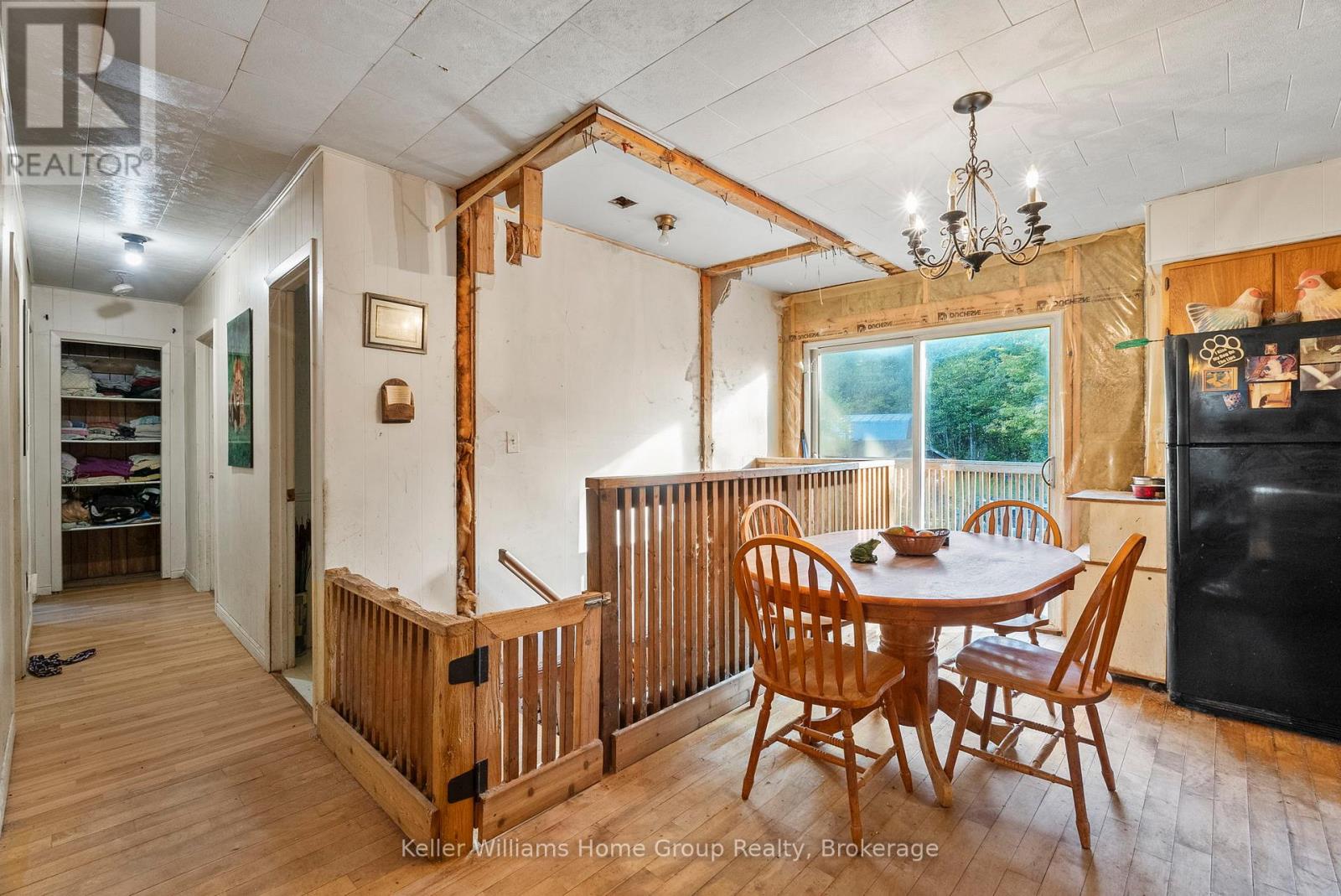 125 North Diagonal Road, South Bruce Peninsula, Ontario  N0H 2T0 - Photo 22 - X12855850