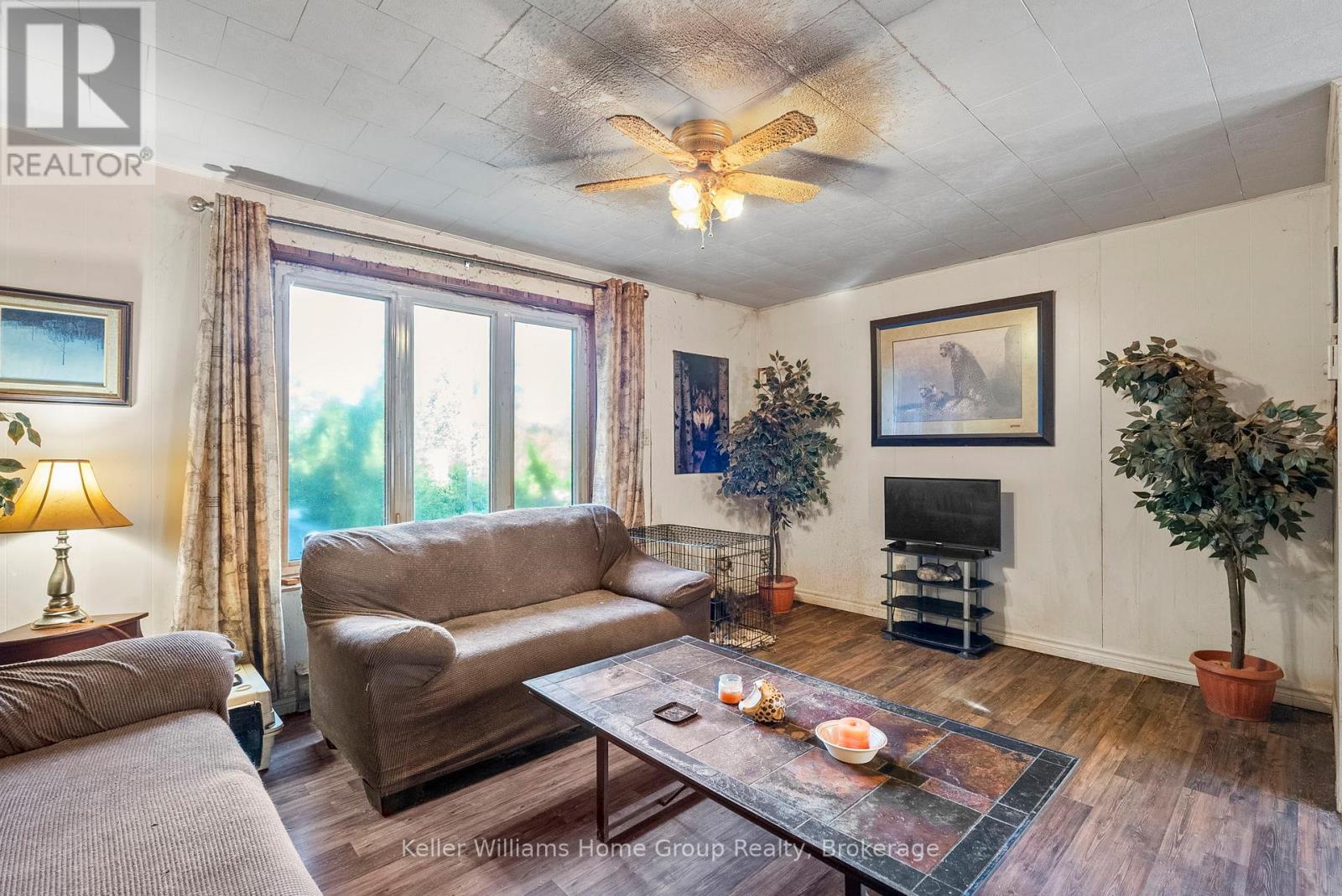 125 North Diagonal Road, South Bruce Peninsula, Ontario  N0H 2T0 - Photo 24 - X12855850