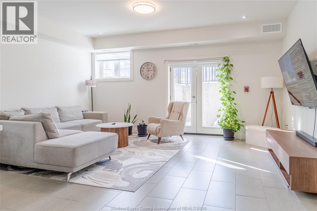 233 Watson Avenue Unit# 101, Windsor, Ontario  N8S 3R8 - Photo 3 - 26004758