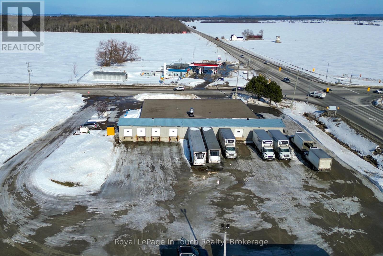 3242 Crossland Road, Springwater, Ontario  L0L 1P0 - Photo 2 - S12856714