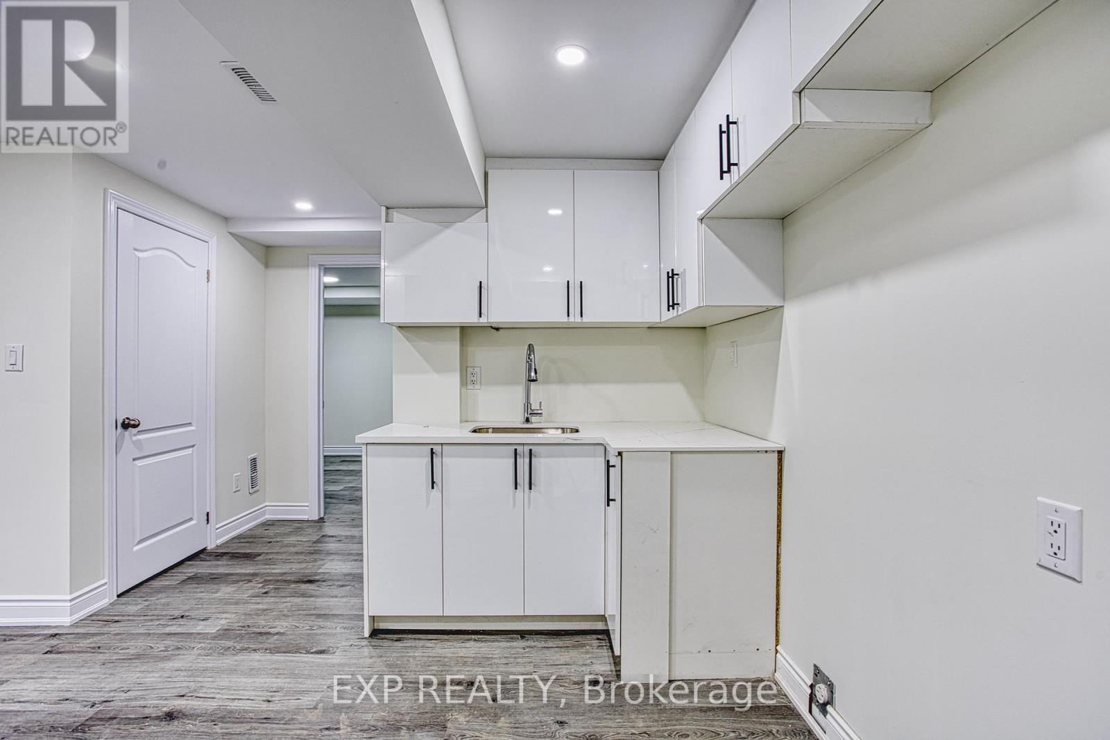 Lower - 115 Amberly Boulevard, Hamilton (Ancaster), Ontario  L9G 3V2 - Photo 6 - X12786598