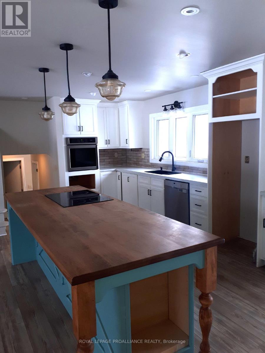 3966 Marsh Road, Port Hope, Ontario  L1A 3V7 - Photo 2 - X12856672