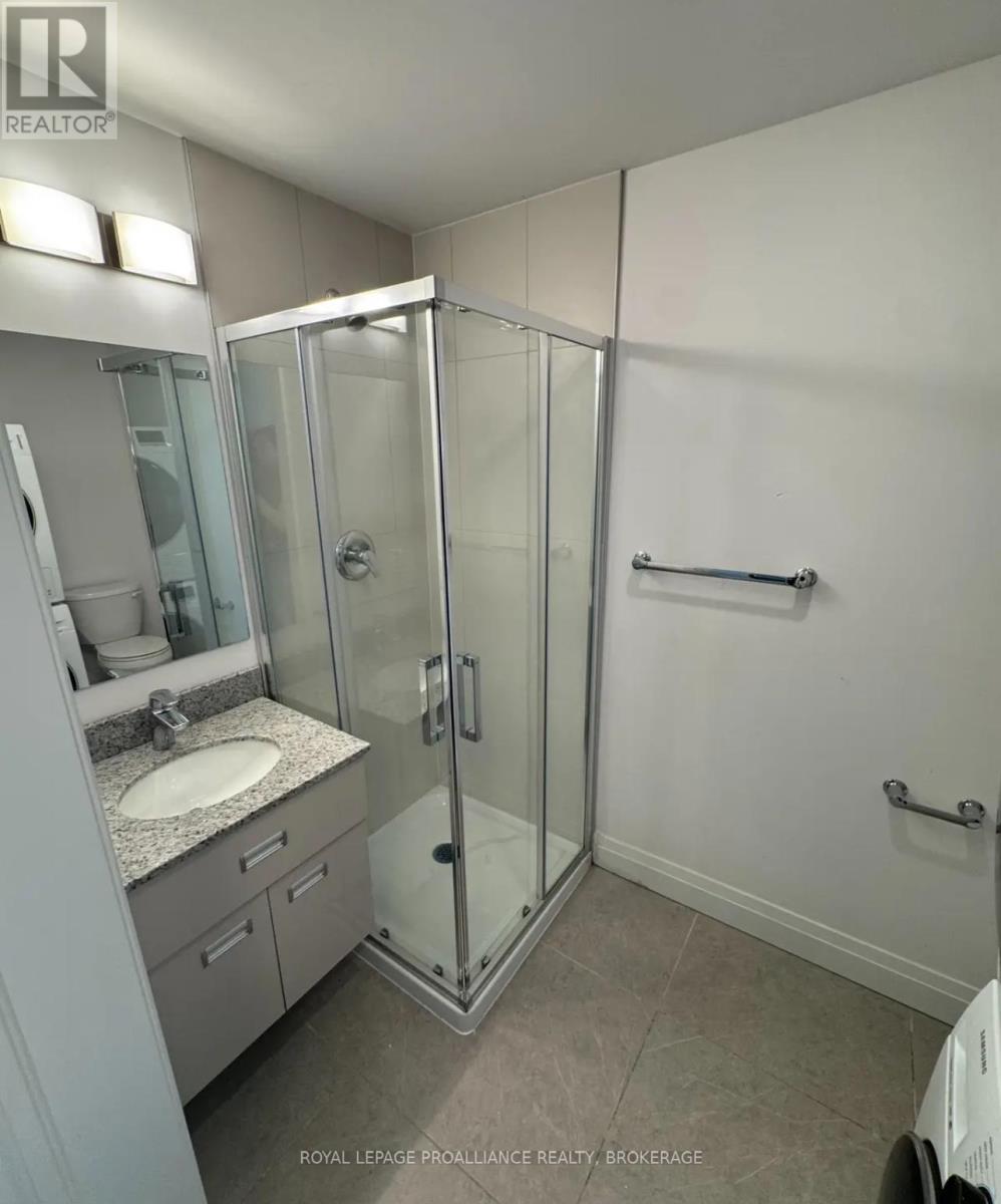 1002 - 652 Princess Street, Kingston (Central City East), Ontario  K7L 1E5 - Photo 2 - X12856724