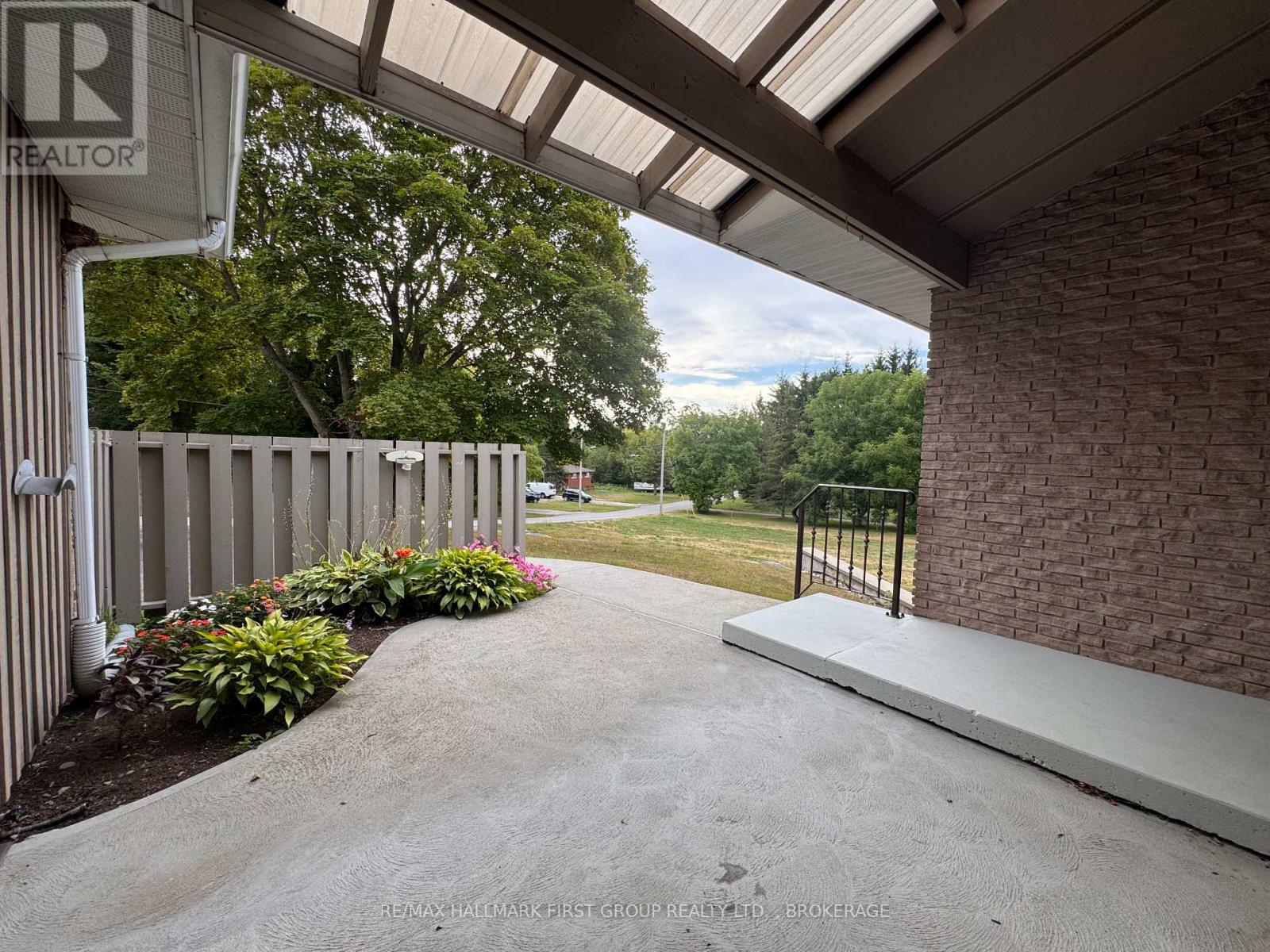 128 Haskins Point Road, Leeds And The Thousand Islands, Ontario  K0H 2N0 - Photo 32 - X12856748