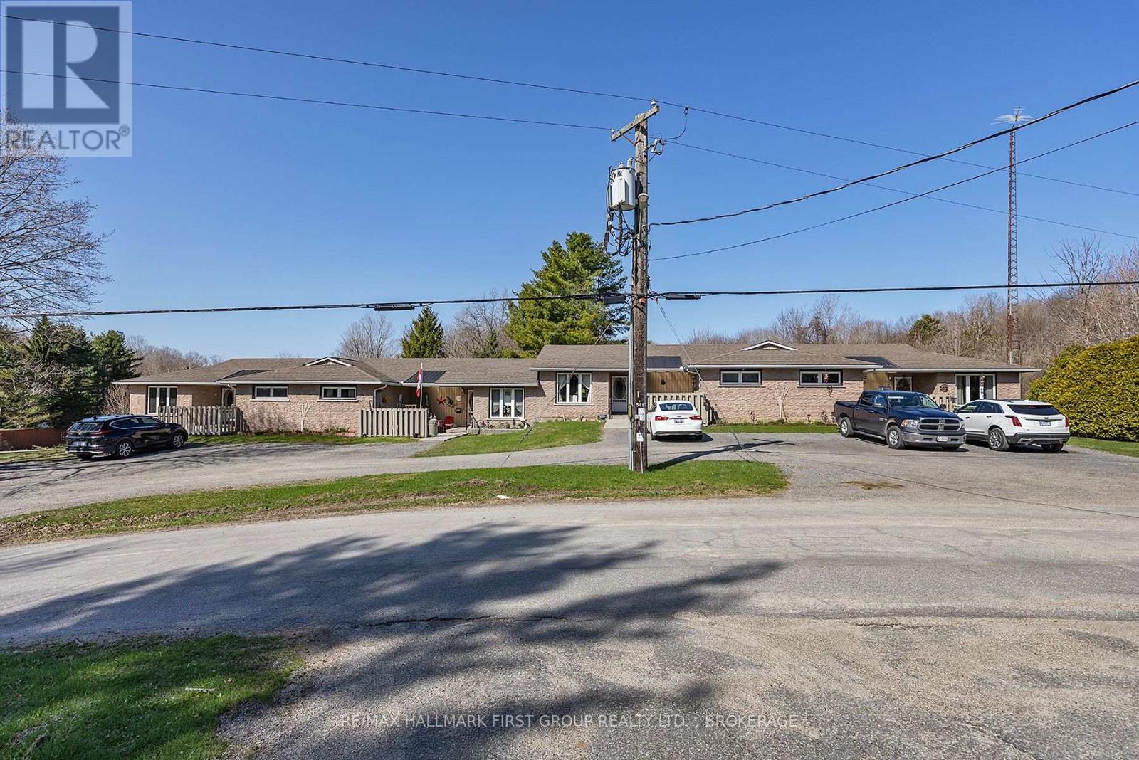 128 Haskins Point Road, Leeds And The Thousand Islands, Ontario  K0H 2N0 - Photo 4 - X12856748