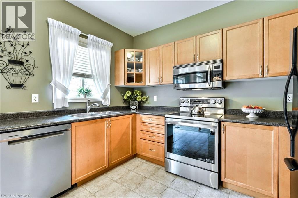 43 Woodlawn Court, Dundas, Ontario  L9H 7S2 - Photo 14 - 40810165