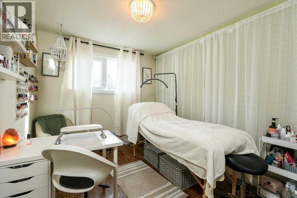 1419 23 Street N, Lethbridge, Alberta  T1H 4G3 - Photo 14 - A2291473