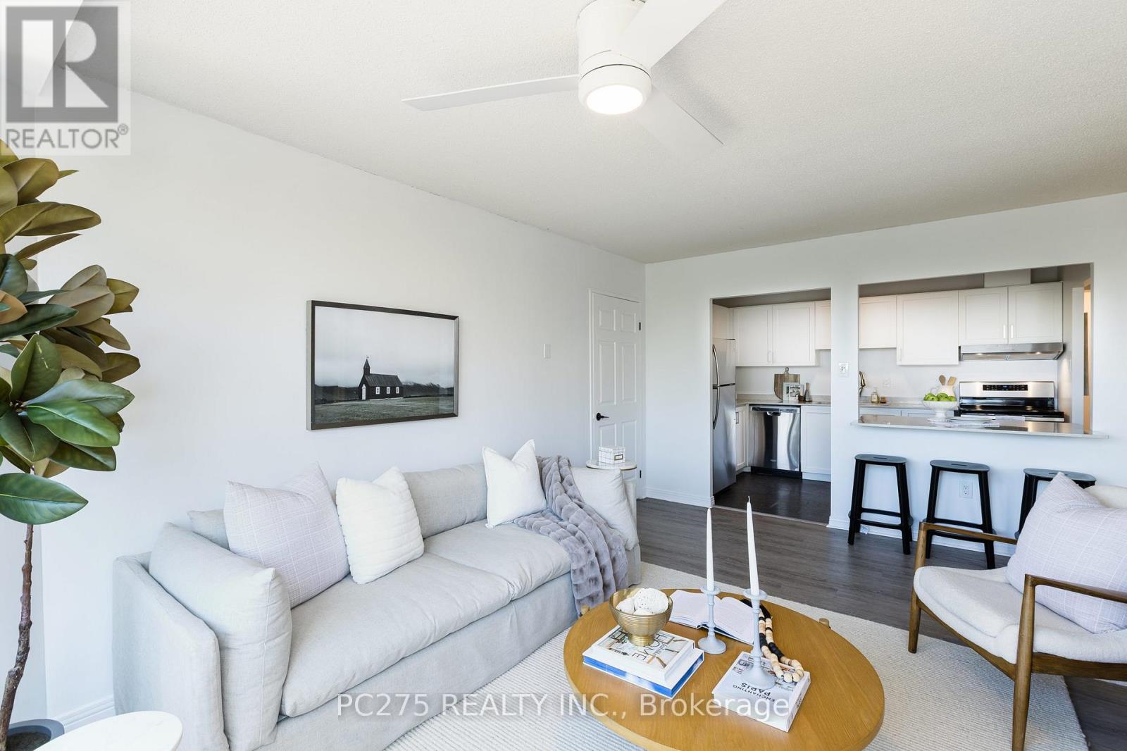 407 - 549 Ridout Street N, London East, Ontario  N6A 5N5 - Photo 12 - X12856544