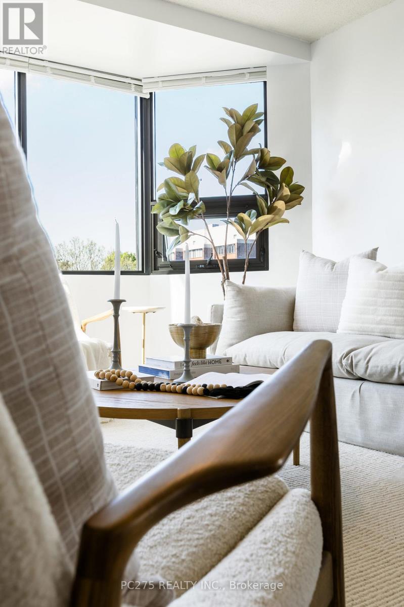 407 - 549 Ridout Street N, London East, Ontario  N6A 5N5 - Photo 19 - X12856544