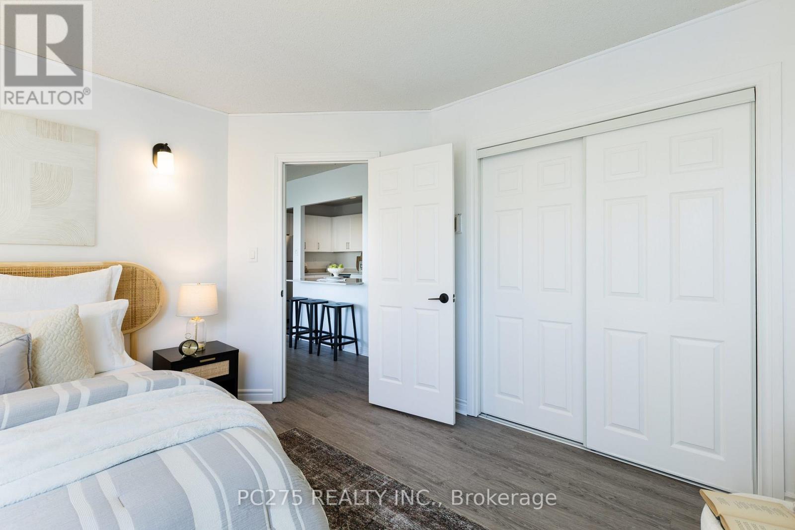 407 - 549 Ridout Street N, London East, Ontario  N6A 5N5 - Photo 22 - X12856544