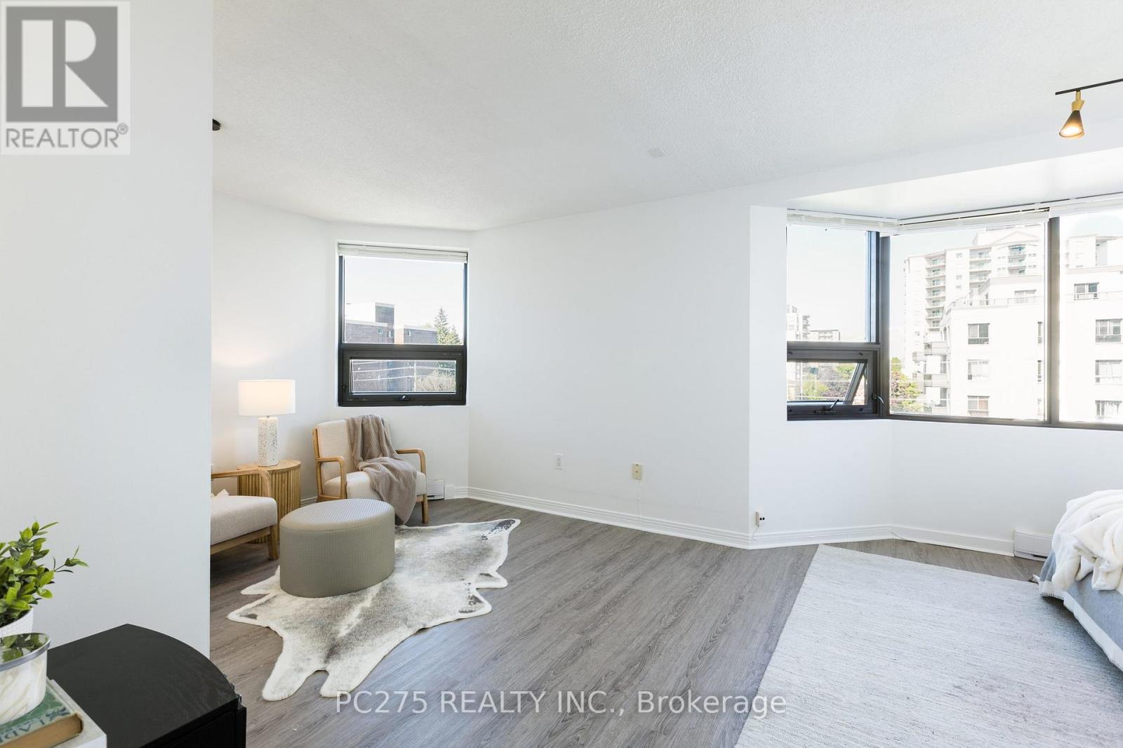 407 - 549 Ridout Street N, London East, Ontario  N6A 5N5 - Photo 27 - X12856544