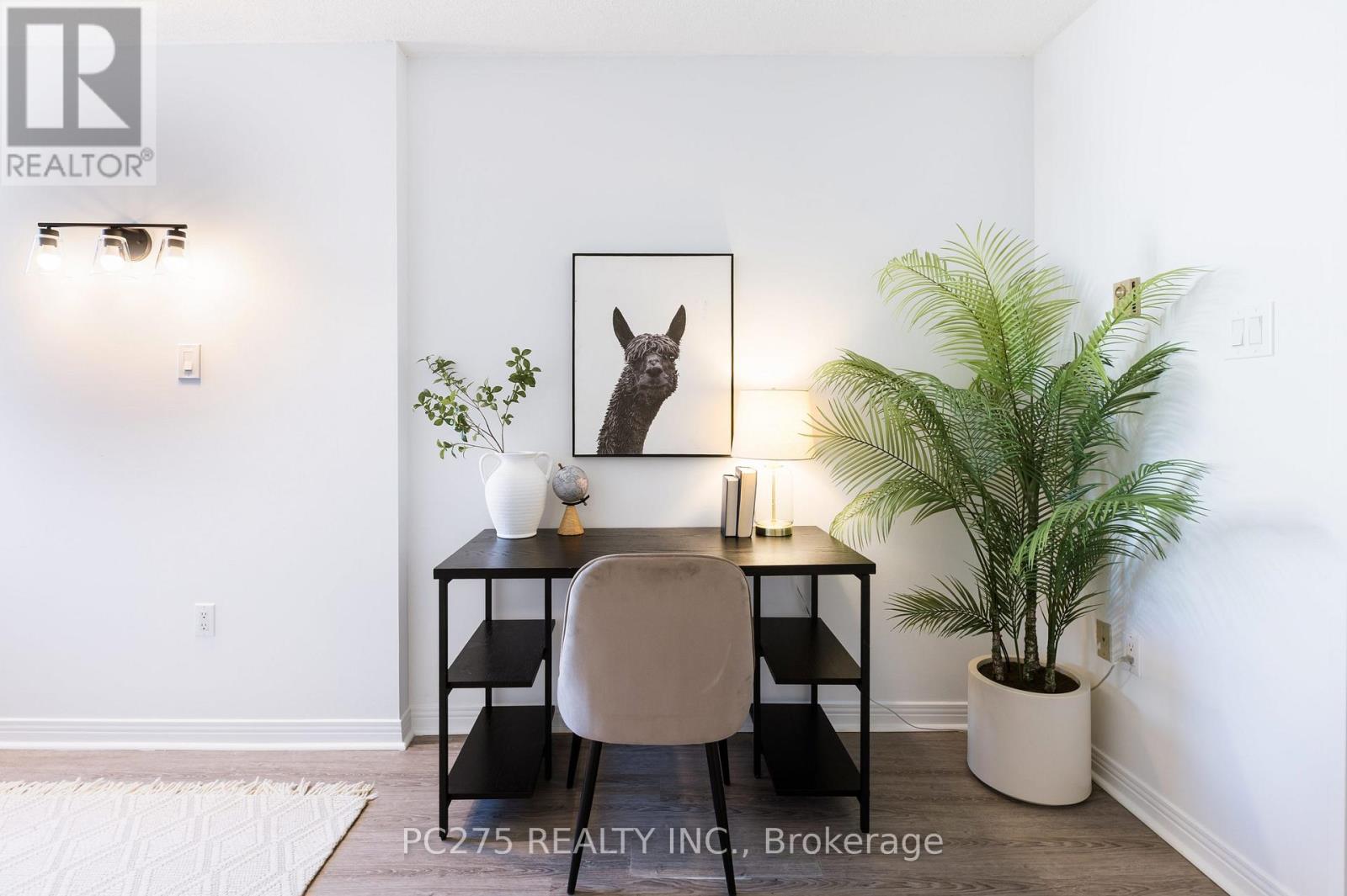 407 - 549 Ridout Street N, London East, Ontario  N6A 5N5 - Photo 31 - X12856544