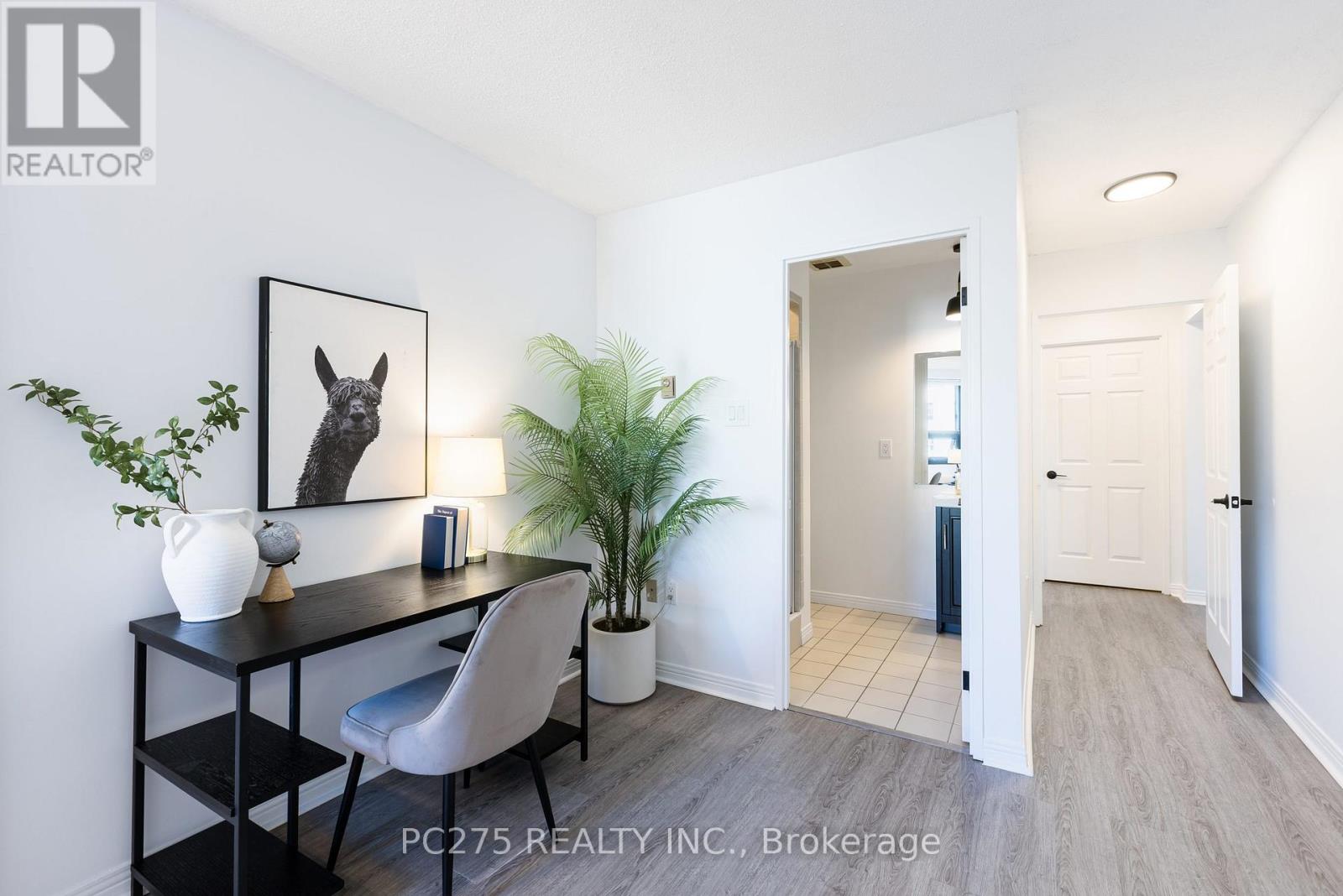 407 - 549 Ridout Street N, London East, Ontario  N6A 5N5 - Photo 34 - X12856544