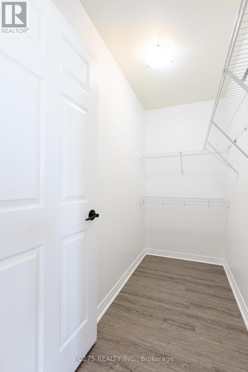 407 - 549 Ridout Street N, London East, Ontario  N6A 5N5 - Photo 37 - X12856544