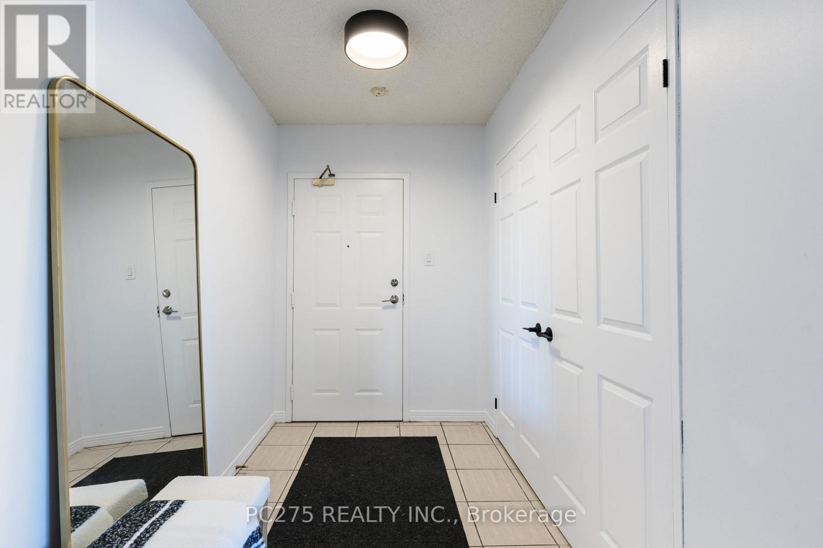 407 - 549 Ridout Street N, London East, Ontario  N6A 5N5 - Photo 6 - X12856544