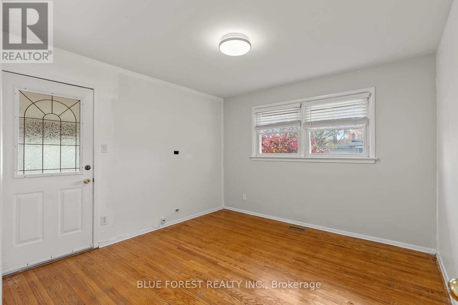 106 Laurentian Drive N, London East, Ontario  N5W 1P2 - Photo 21 - X12856600