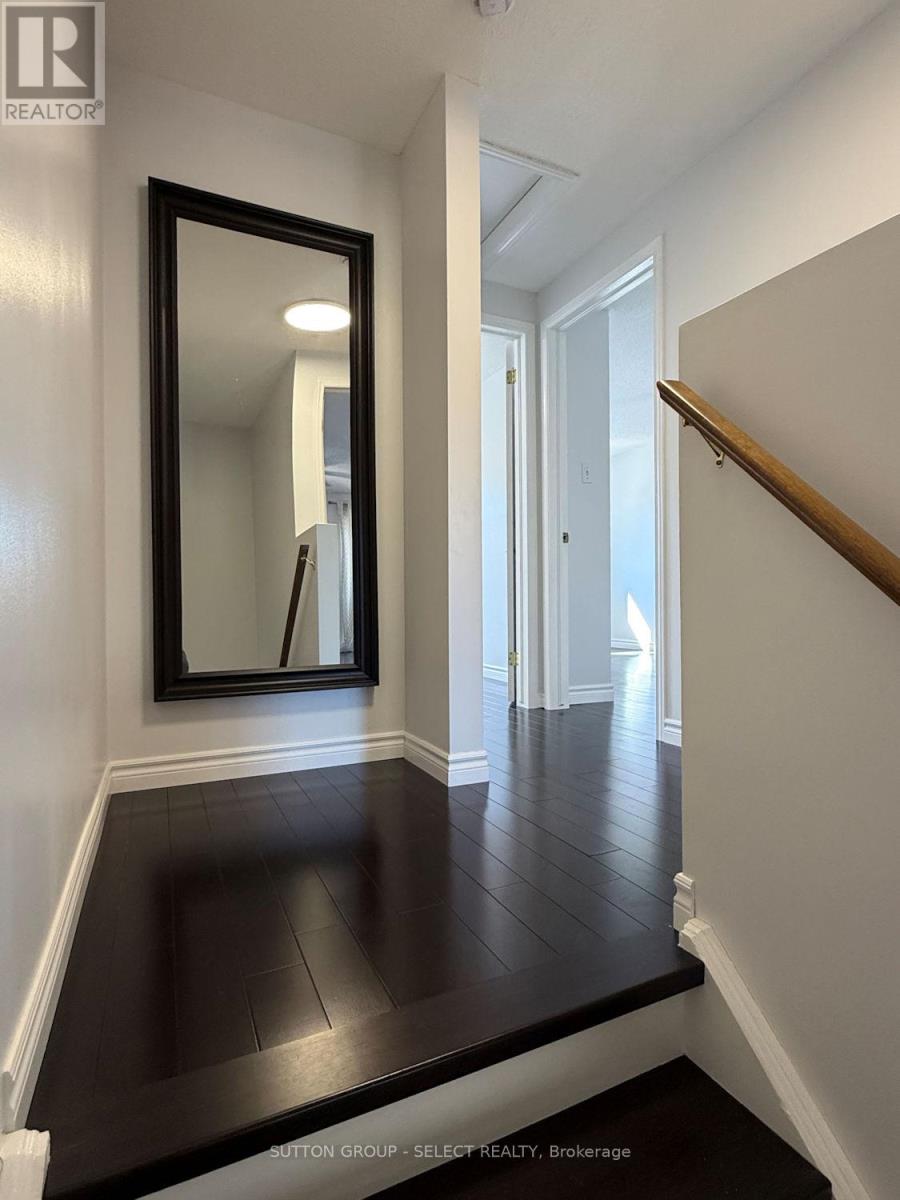 48 - 50 Chapman Court, London North, Ontario  N6G 5E1 - Photo 10 - X12856616