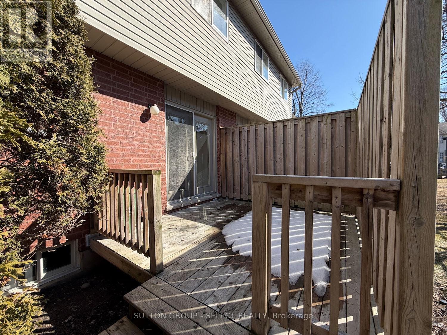 48 - 50 Chapman Court, London North, Ontario  N6G 5E1 - Photo 27 - X12856616