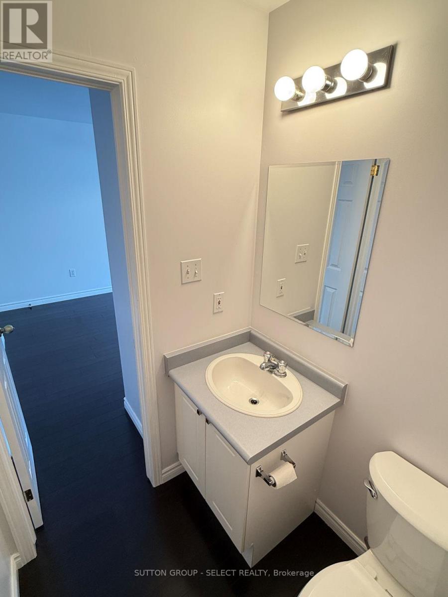 48 - 50 Chapman Court, London North, Ontario  N6G 5E1 - Photo 9 - X12856616