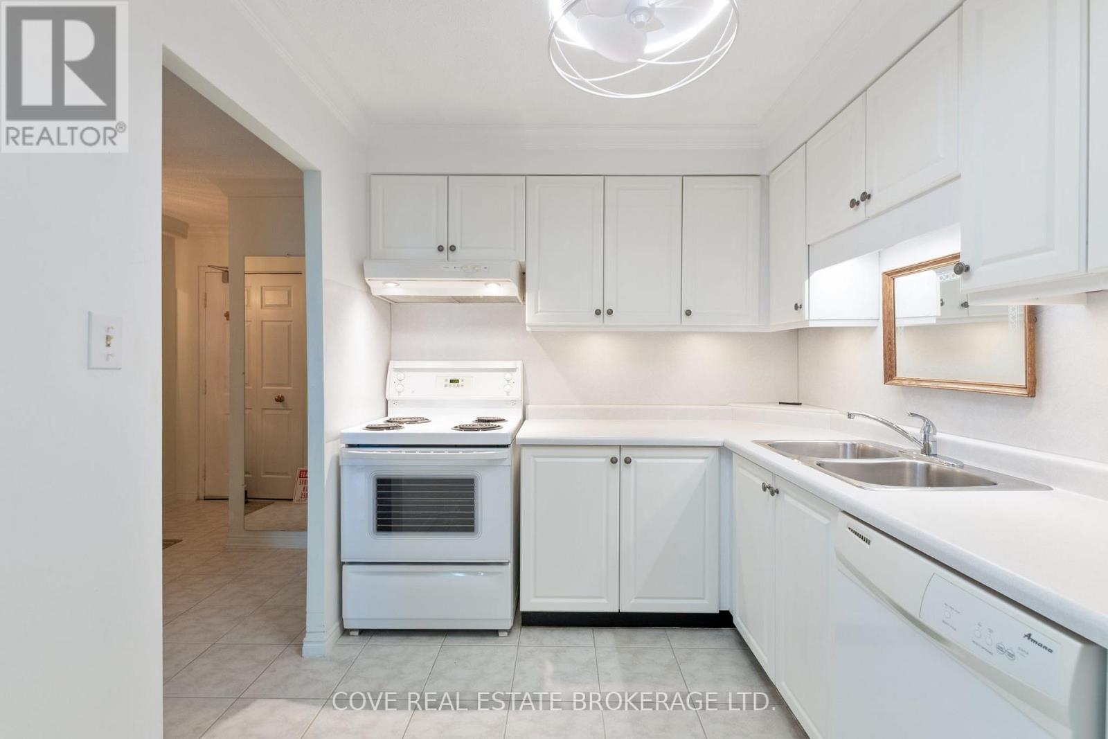 2704 - 323 Colborne Street, London East, Ontario  N6B 3N8 - Photo 6 - X12856730