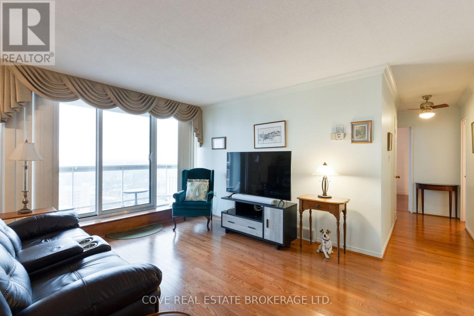 2704 - 323 Colborne Street, London East, Ontario  N6B 3N8 - Photo 8 - X12856730